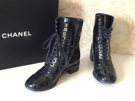 stivali chanel prezzo|Stivali Chanel in Scamosciato Nero tagli.